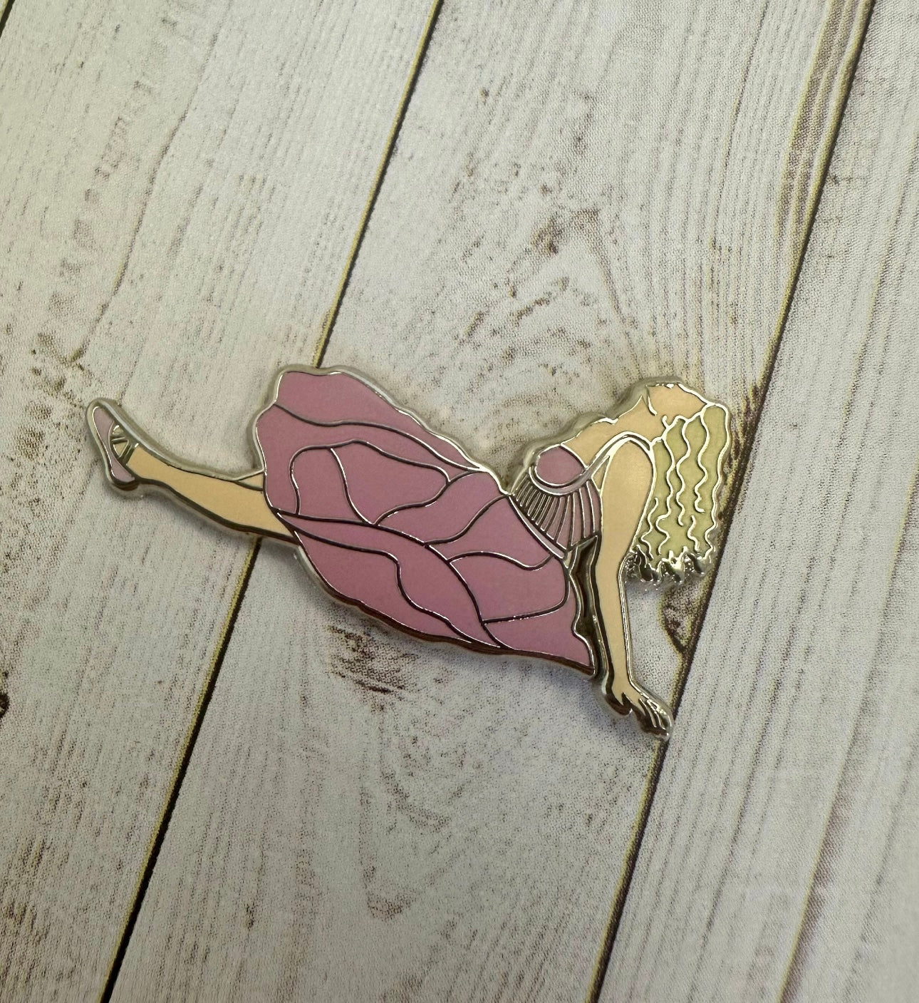Speak Now TV Pin