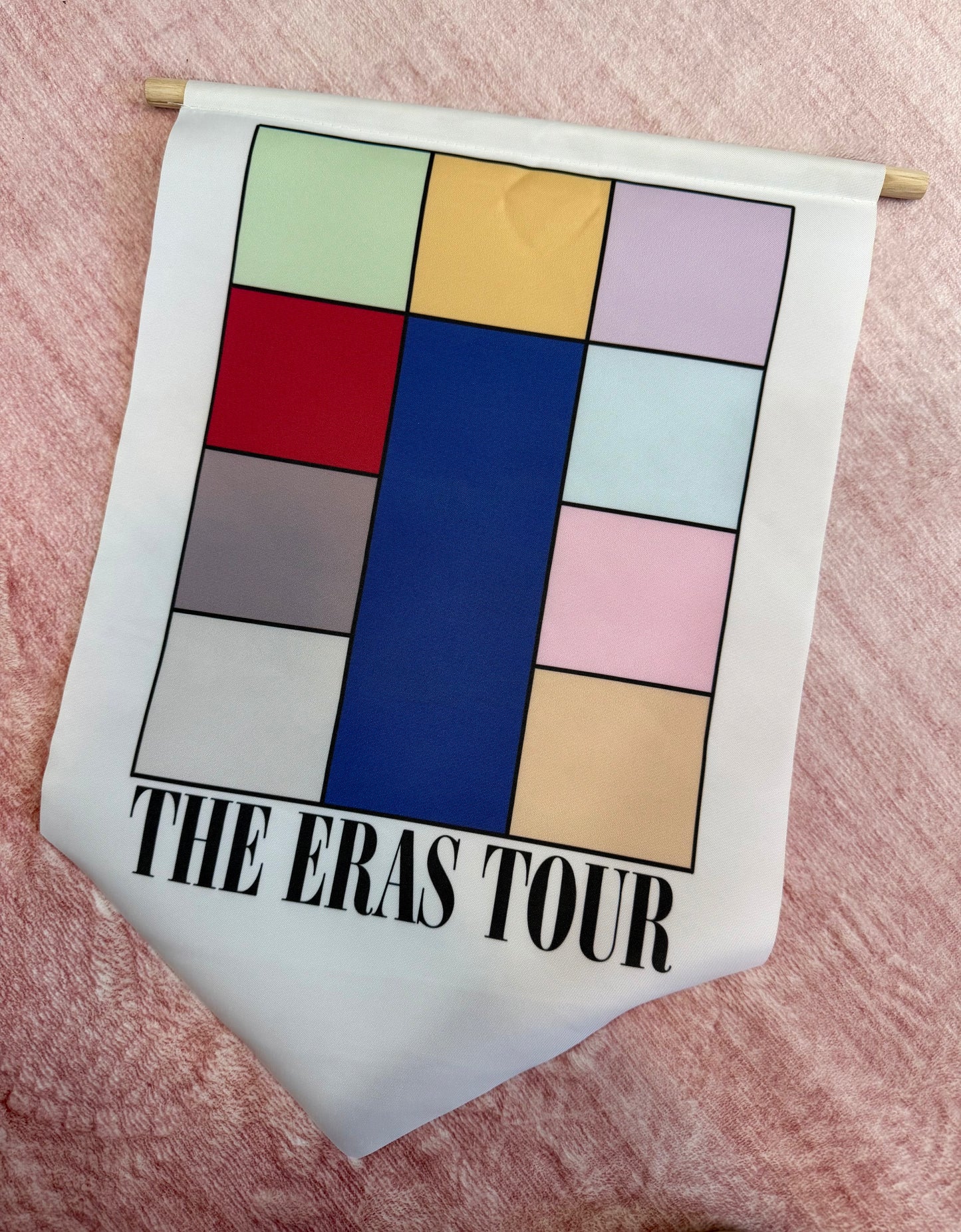 Tour Pin Banner