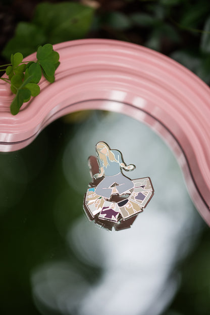 MASTERS PIN - Taylor with masters