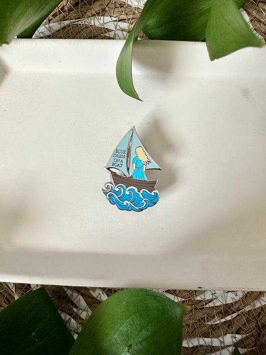 BLUE DRESS ON A BOAT PIN