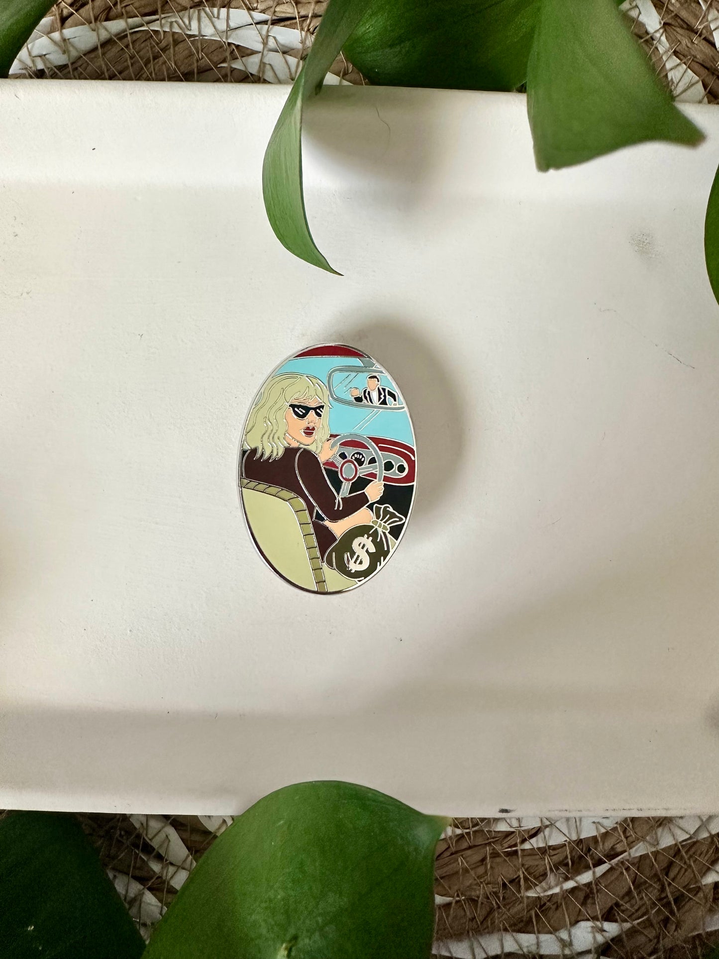 MONEY IN THE BAG PIN