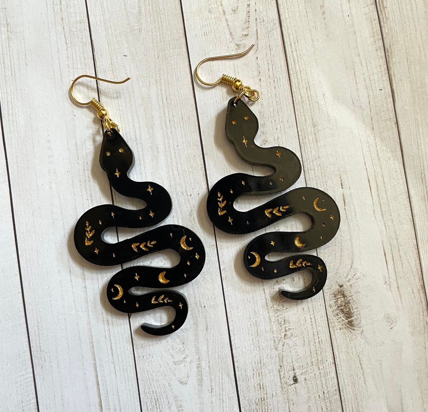 Snake Earrings - Spooky Earrings - Halloween Earrings - Witchy Earrings - Witch Earrings